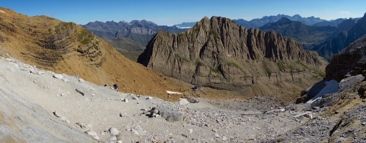 breche de roland pyrenees panoramique pierrier