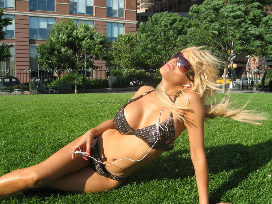 Plus de problèmes de batterie avec votre bikini solaire !