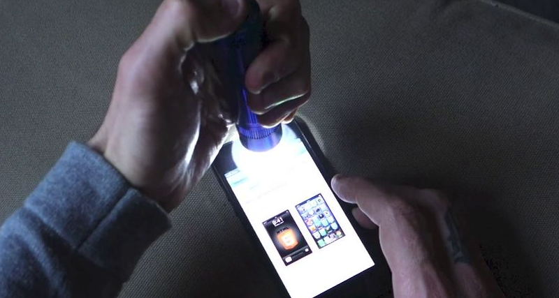 Calibrer le capteur de luminosité d'un iPhone