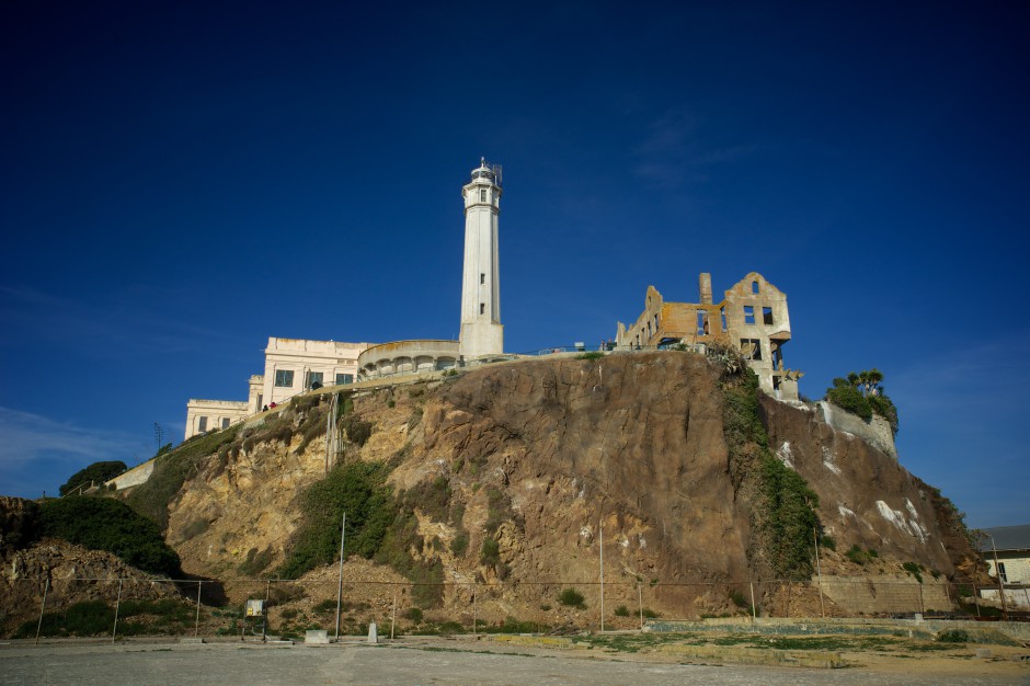 lokan alcatraz ile vue