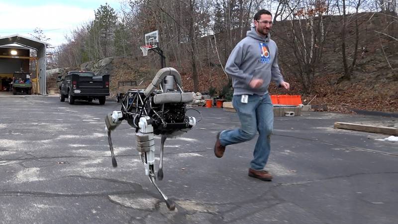 Boston Dynamics présente le robot "Spot"
