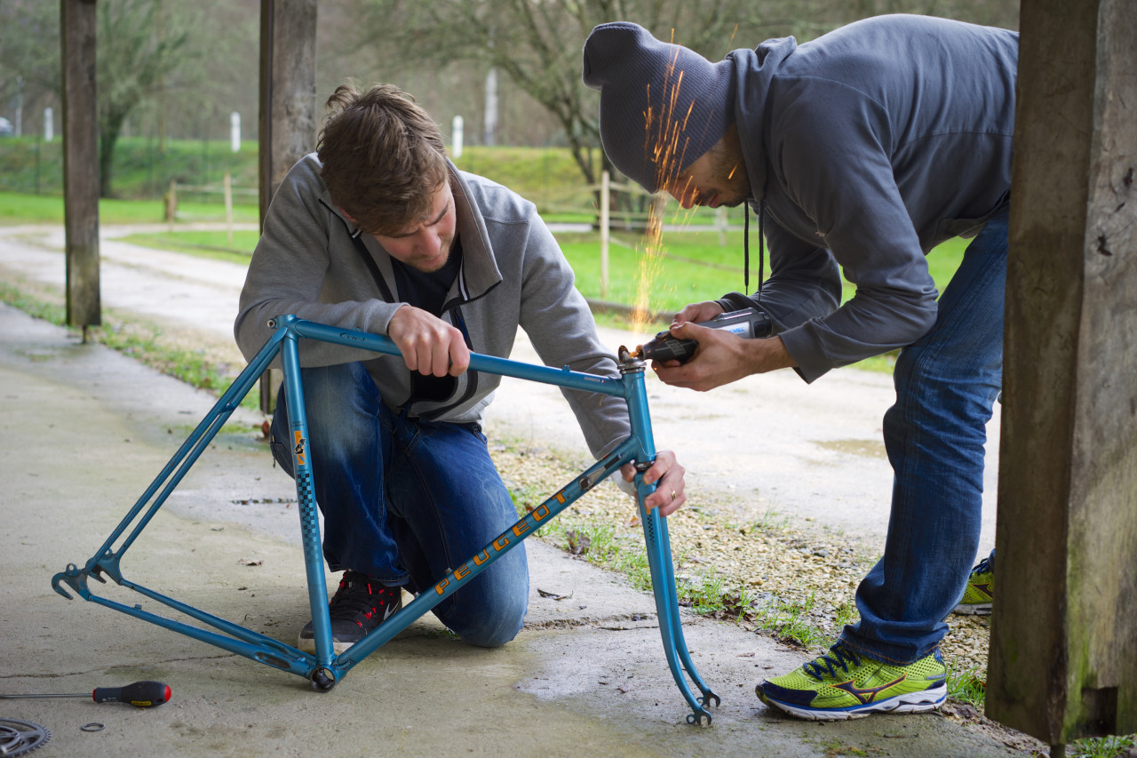 découpe fourche dremel lokan