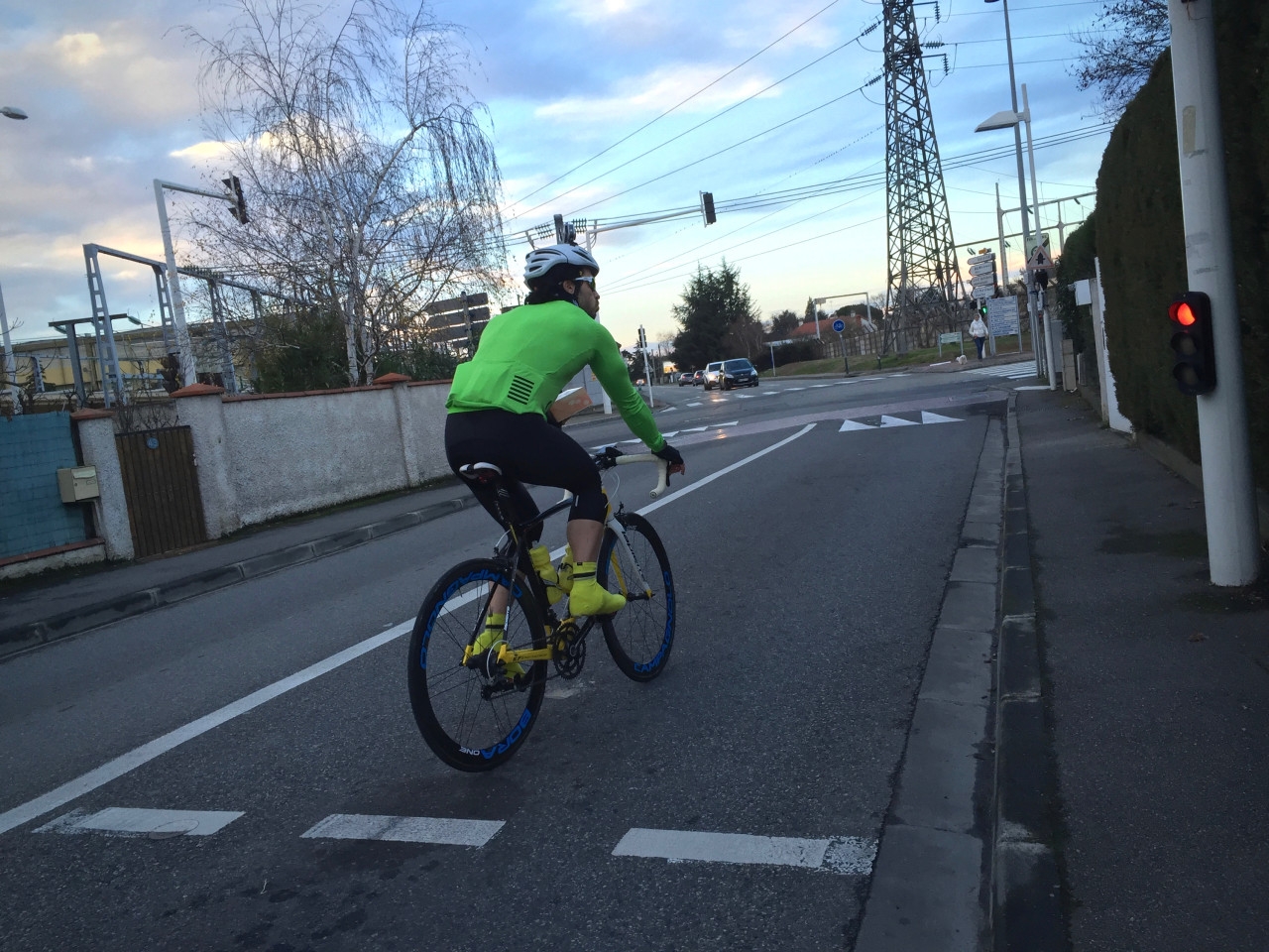 trackstand feu rouge gateau lokan