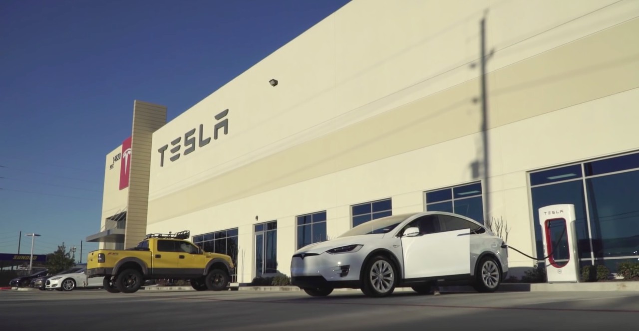 Deux jolies vidéos de présentation de Tesla Model X