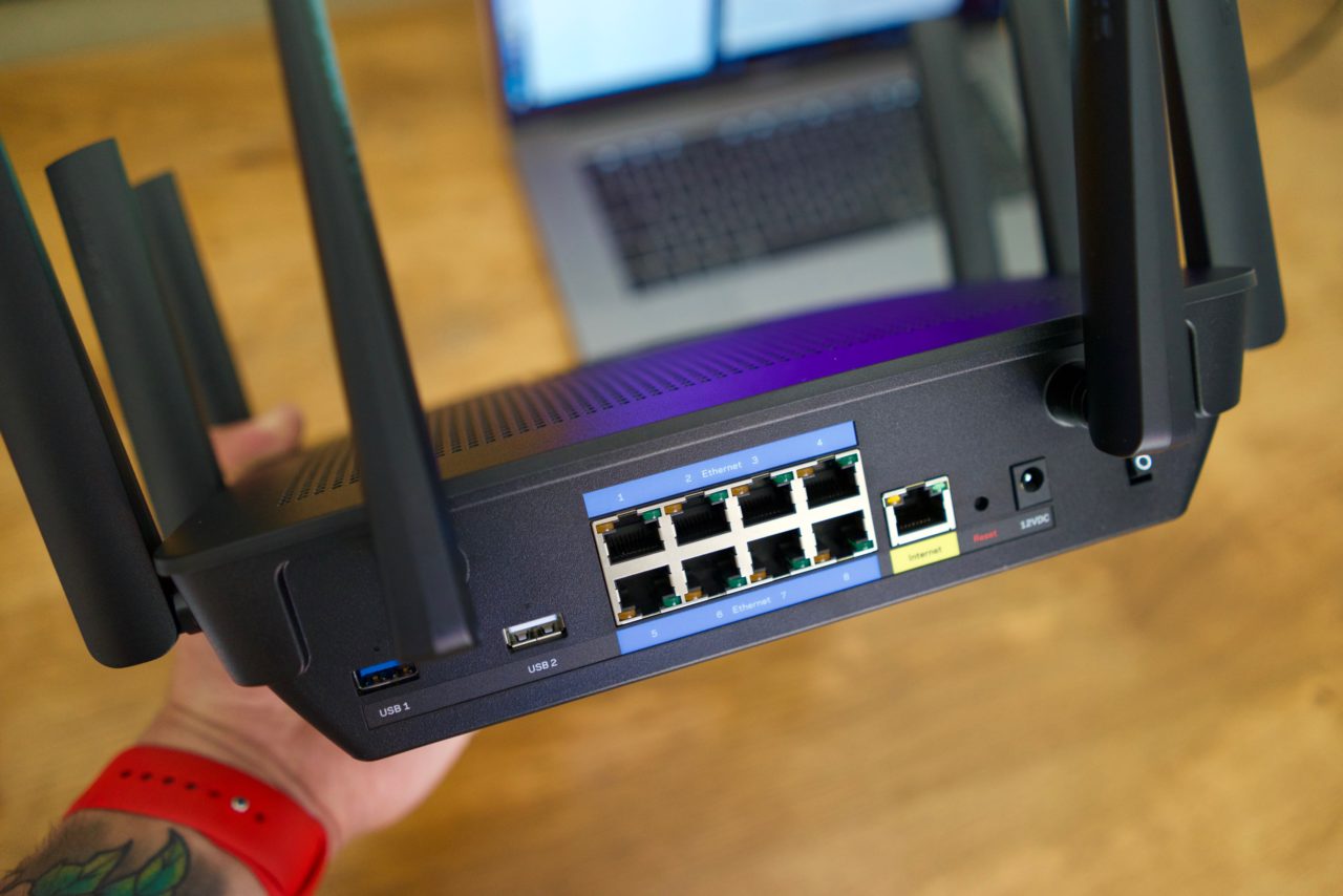 Test Linksys AC5400 EA9500 8 ports gigabit