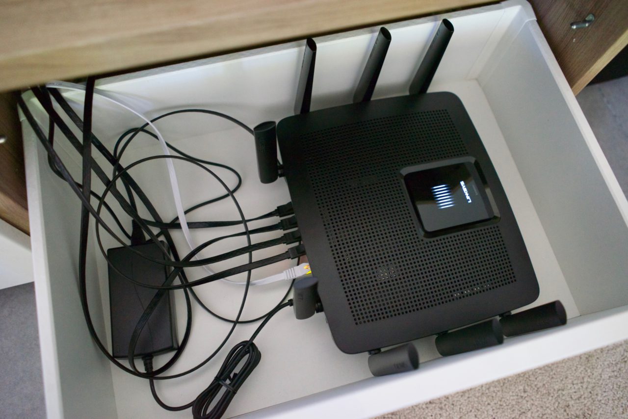 Test Linksys AC5400 EA9500 tiroir cache