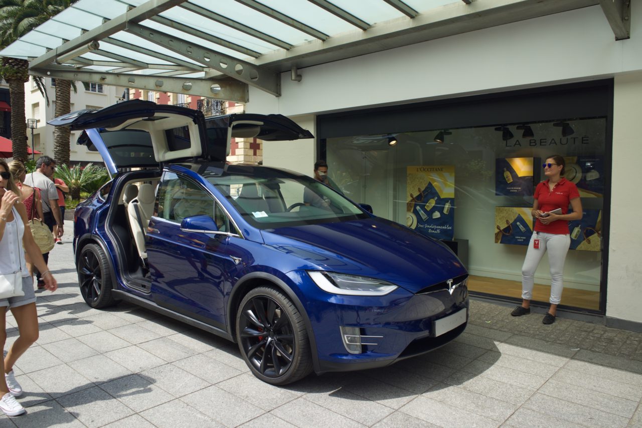 Tesla Model X Biarritz