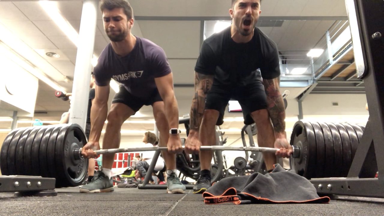 On avait dit qu'on faisait un entrainement tranquille (340 kg deadlift)