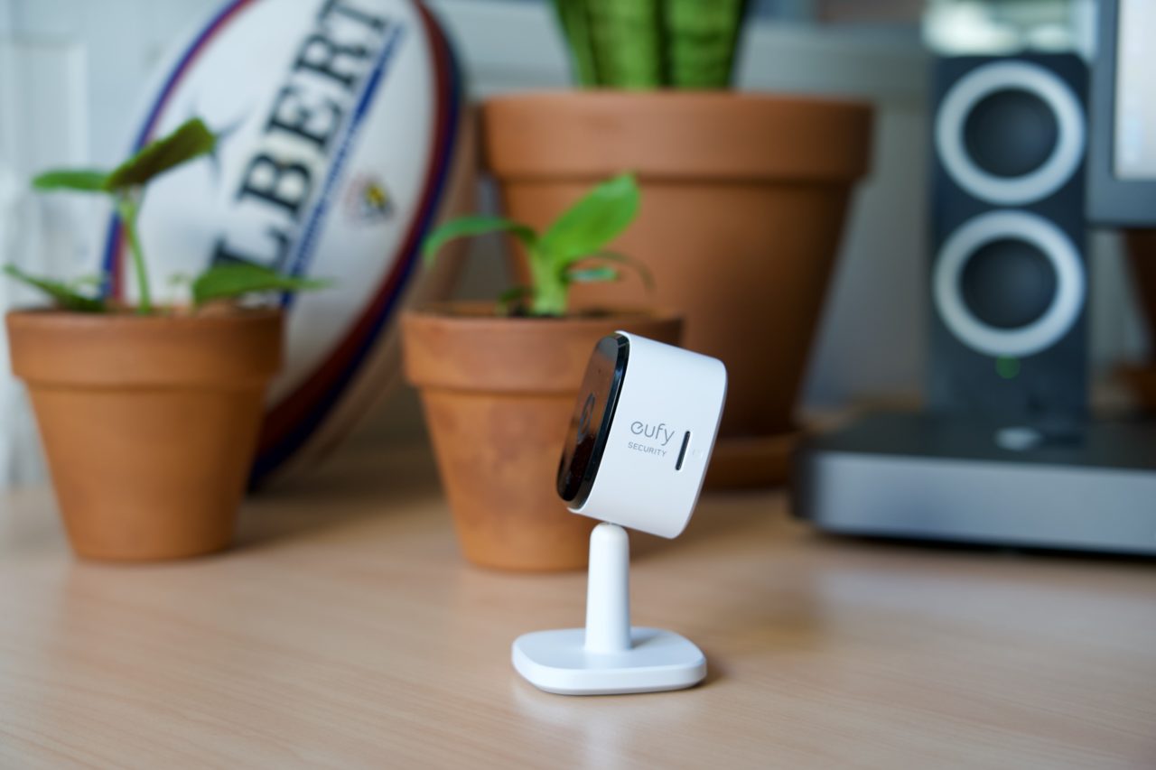 eufy indoor cam 2K carte micro sd