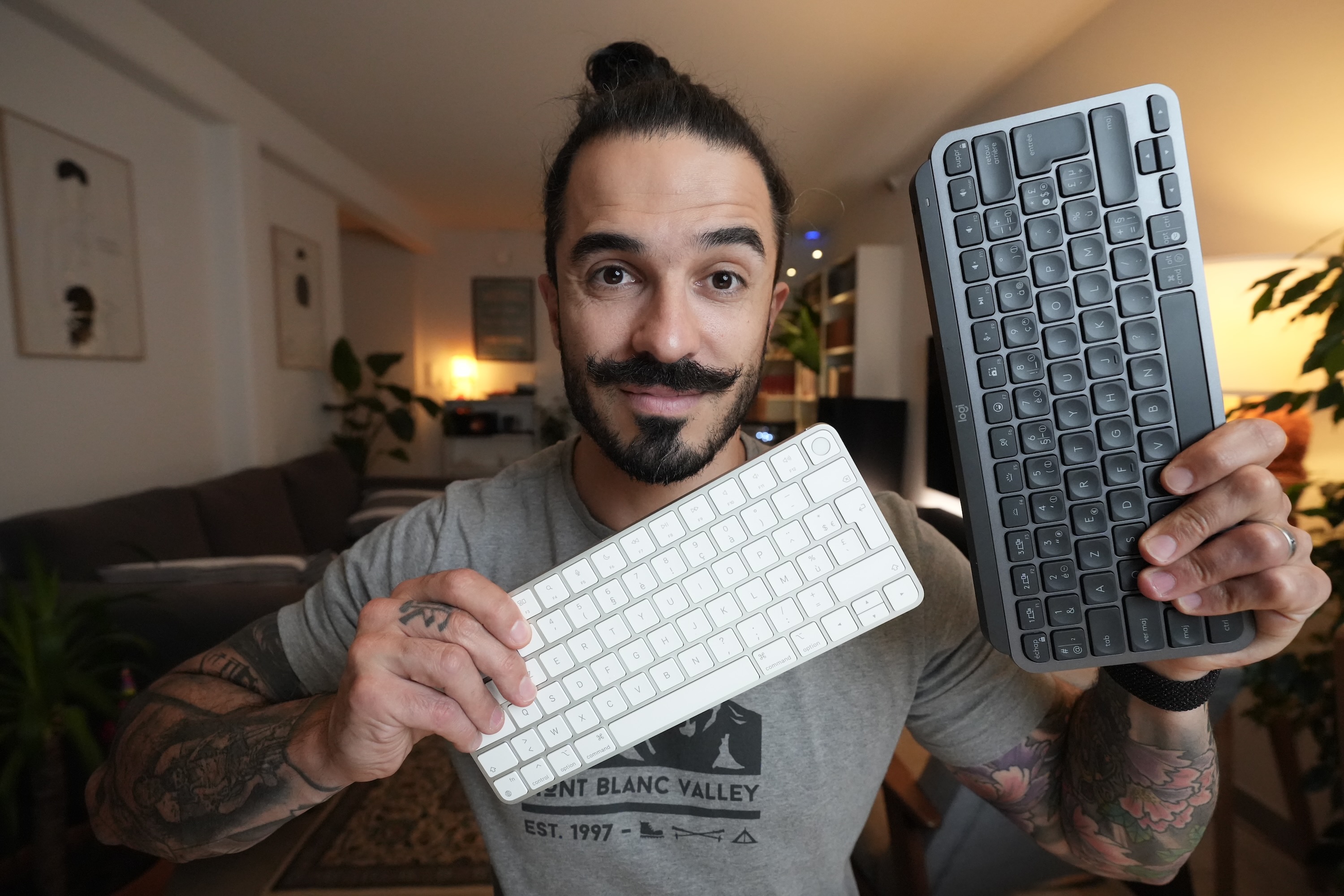 Apple Magic Keyboard TouchID vs Logitech MX Keys Mini