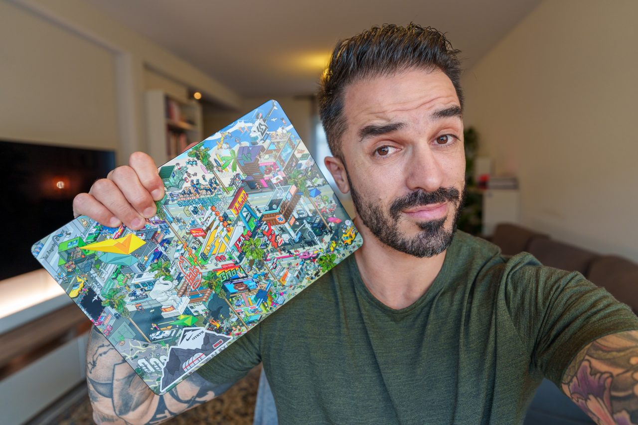 MacBook Pro M4 Max : l'heure de l'autocollant (skin) de protection