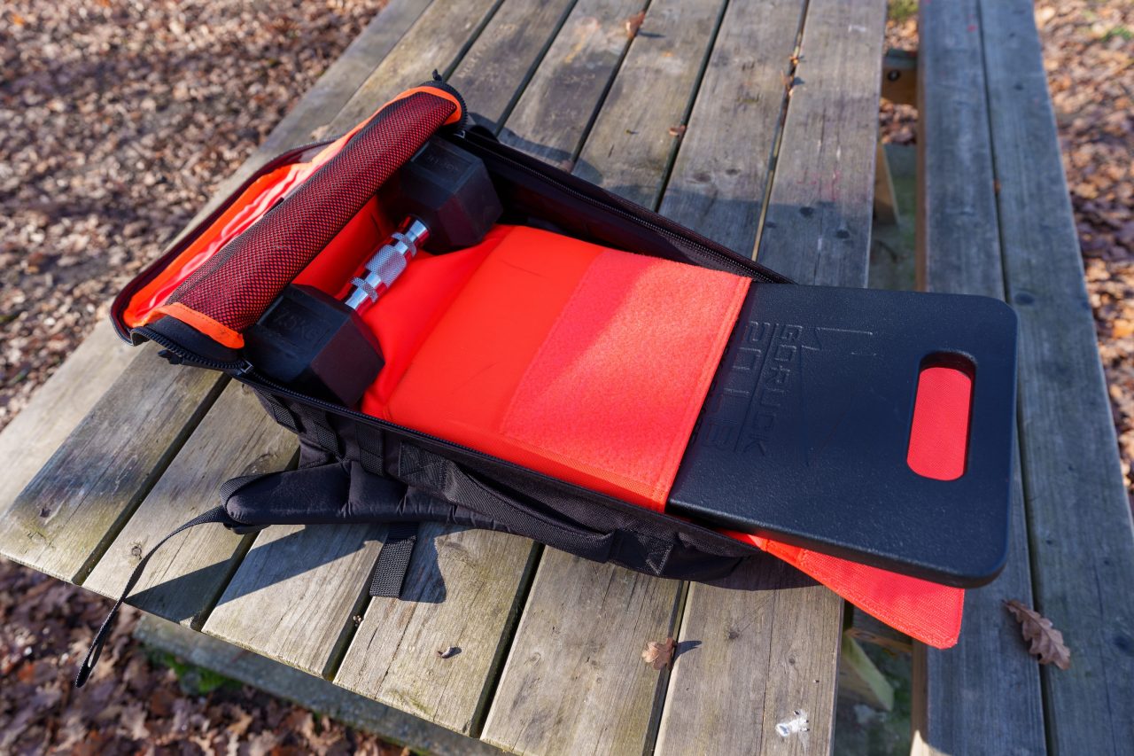 interieur orange rucker dumbbell