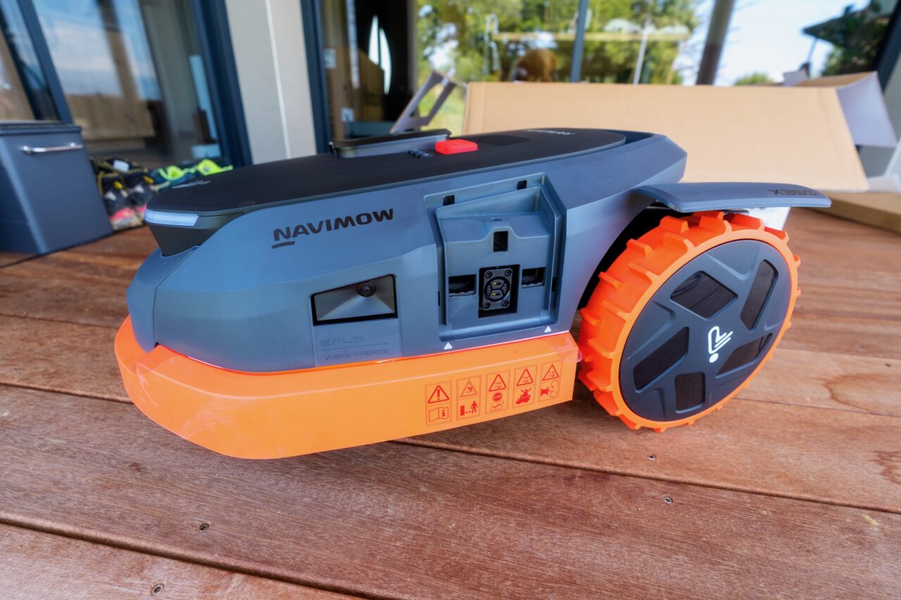 navimow X3 port extension trimmer