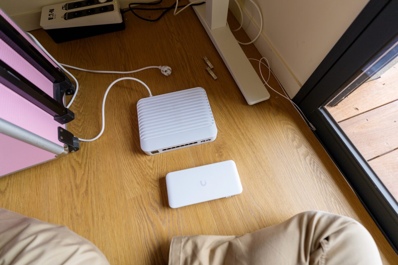 unifi enterprise vs flex 2.5G