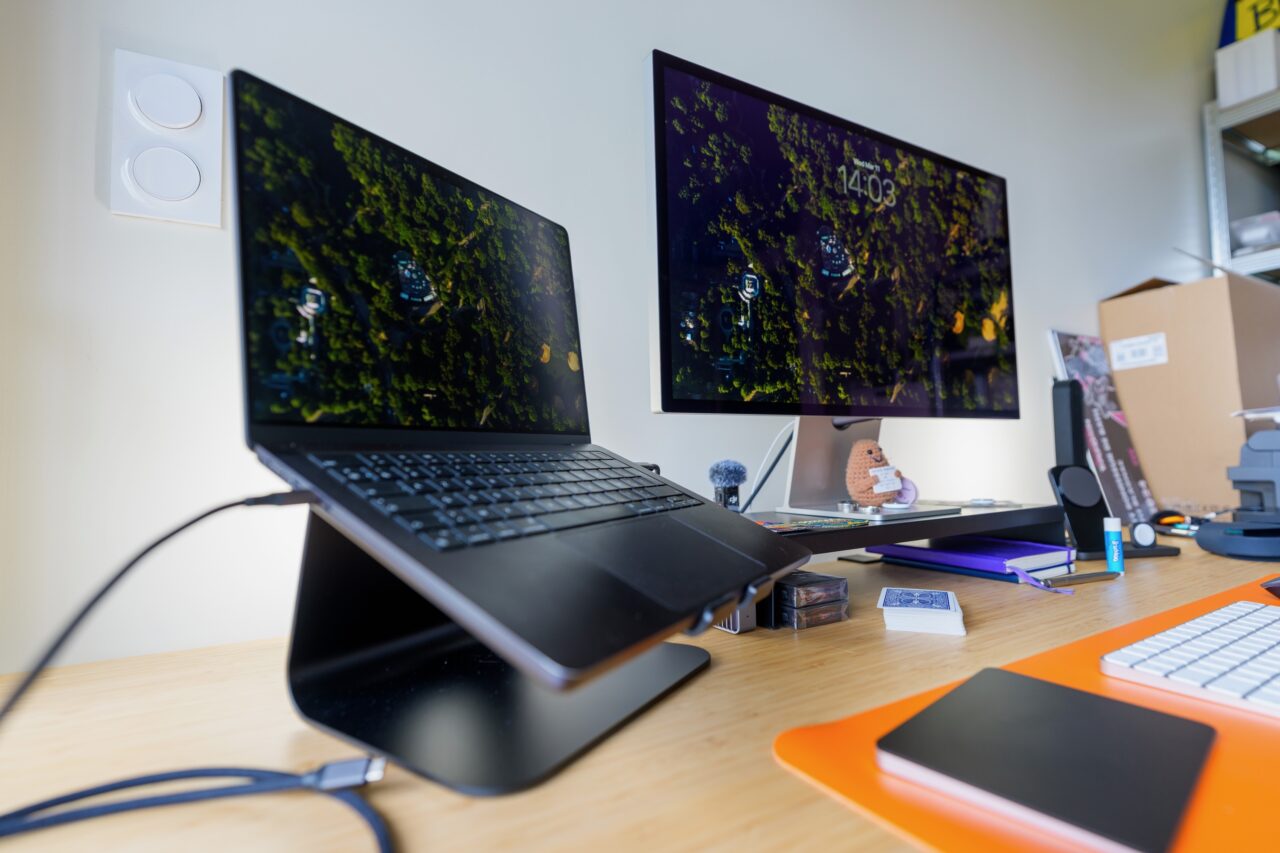 macbook pro rain design mstand