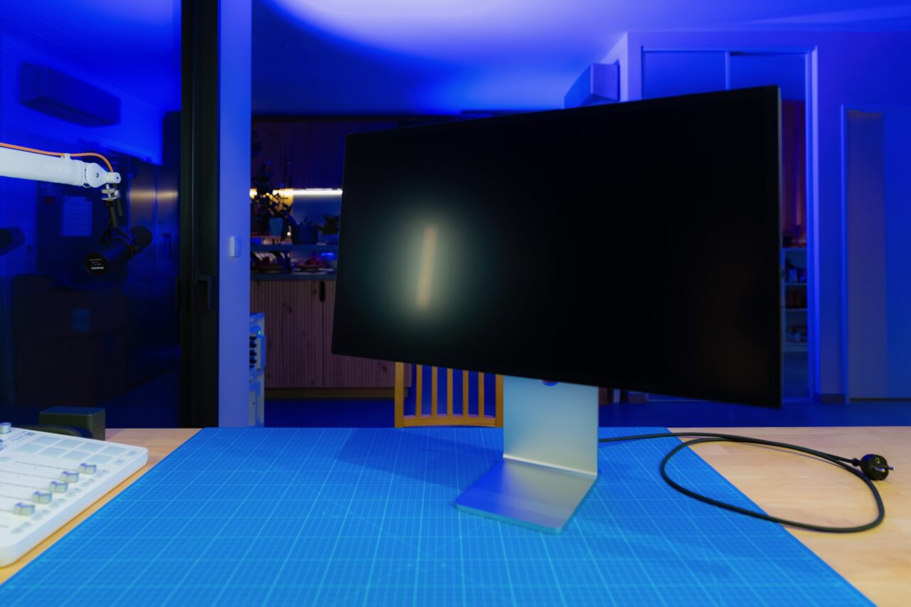 studio display xdr nano