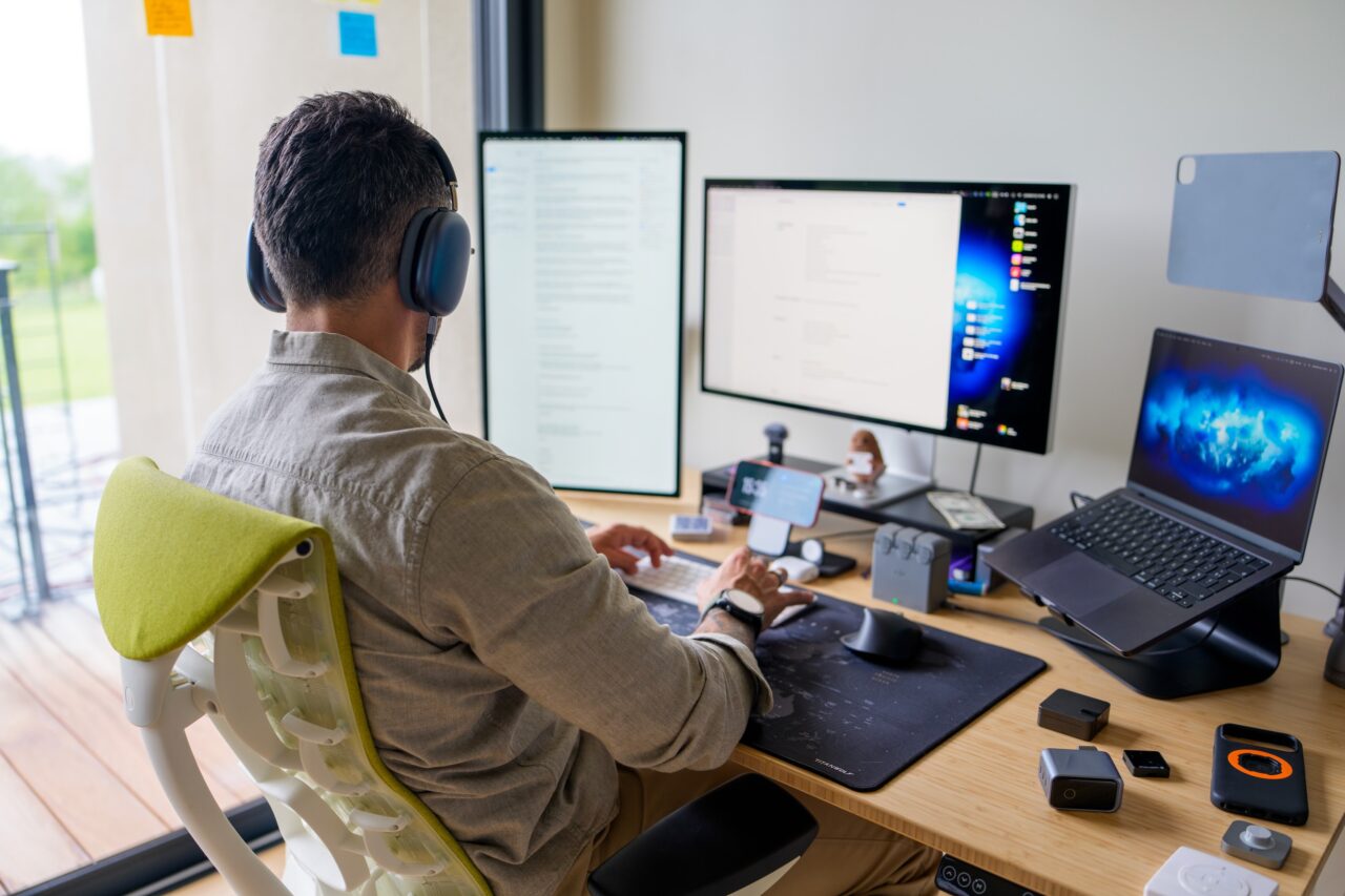 travail airpods max 2 travail airpods max 2